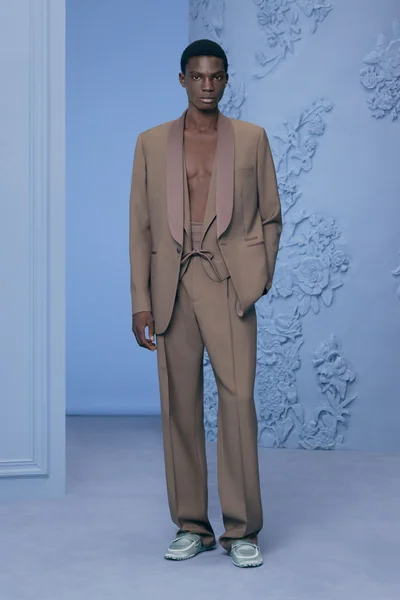 Look 47